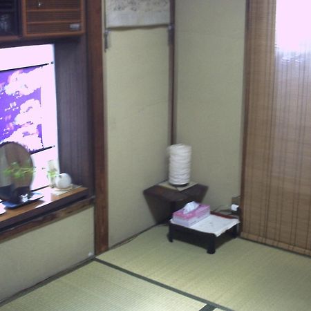 Tama Ryokan Токио Экстерьер фото